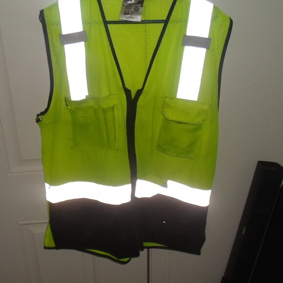 Safety Vest - Picture 1 of 2